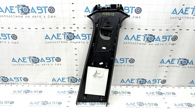 Center pillar trim upper belt left Volvo XC40 19-25 black