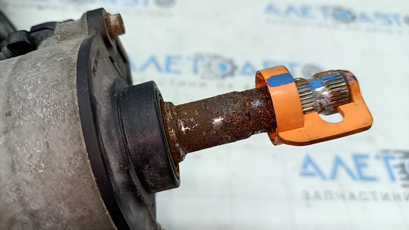 Steering rack Honda Accord 18-20 2.0 hybrid contact with water, rusty shaft