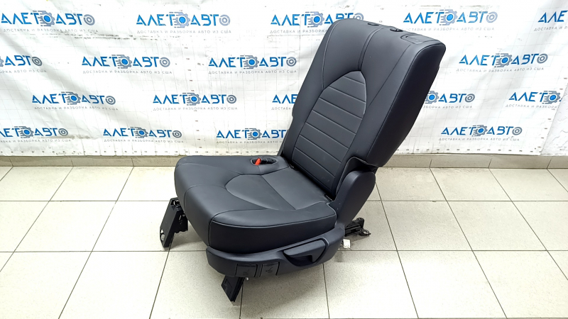 Rear row of seats 2nd row left Toyota Highlander 20-22 leather black for 8 seats, XLE, hybrid, contact with water, rust
