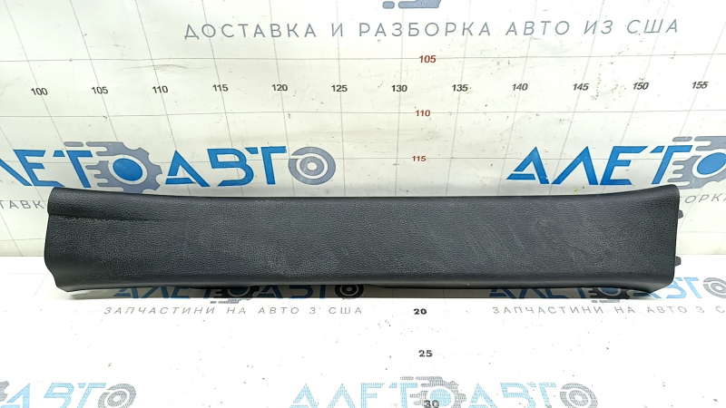 Door sill trim front left Toyota Highlander 20-24 black, scratches