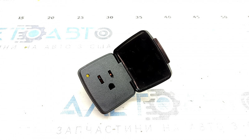 Ford Escape MK4 20-24 110V 150W Center Console Socket with Cover