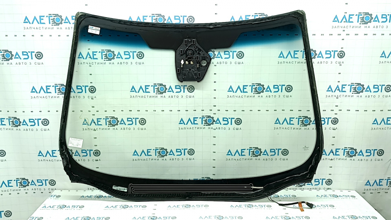 Ford Edge 19-24 SISECAM windshield, with heated wipers, heated lane keeping camera, with moldings, chips, sand, repaired chip