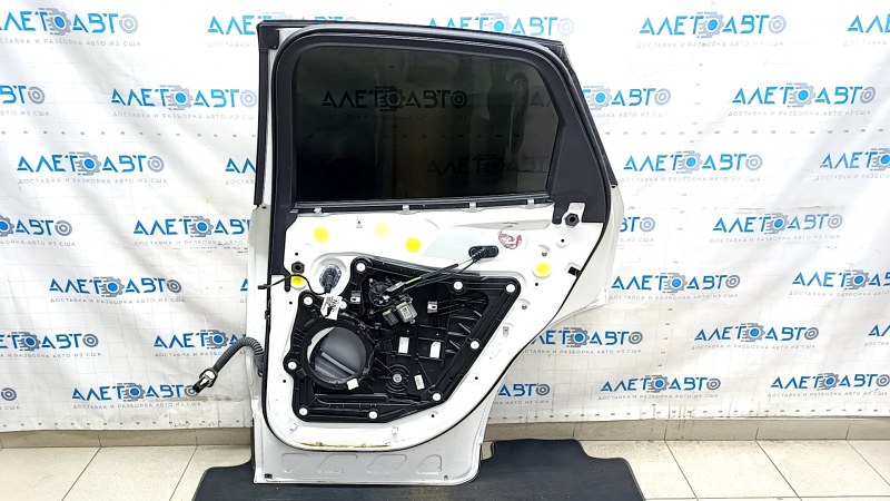 Rear right door assembly for Ford Escape MK4 20-24, white AZ, tinted