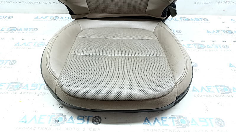 Ford Escape MK4 20-22 leather driver's seat upholstery, beige and black, perforated, dented leather, needs cleaning
