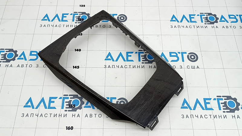 BMW 3 G20 19-24 center console trim in gray wood, scratches