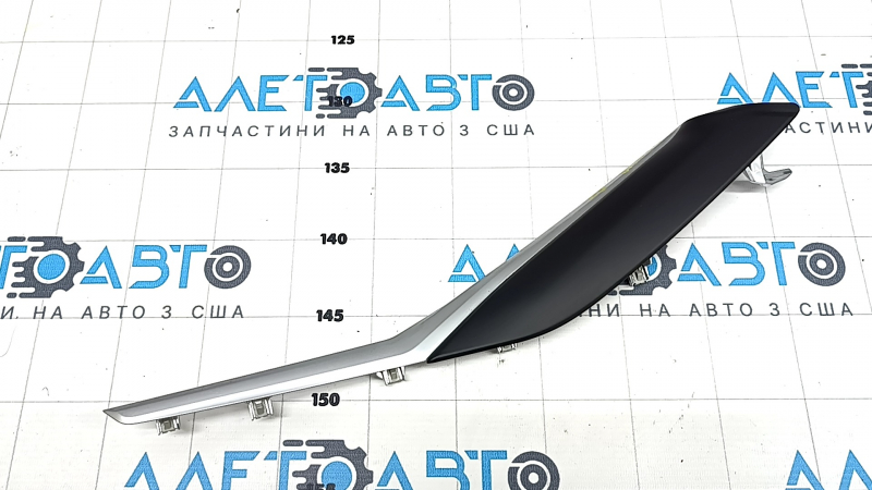 BMW 3 G20 19-24 black and chrome center console trim panel, right side