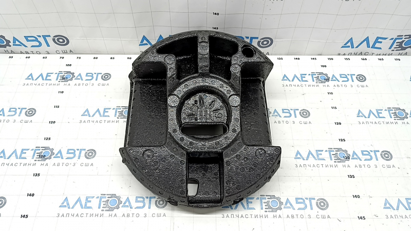 The foam for the Jeep Grand Cherokee WK2 11-22 tool is crushed