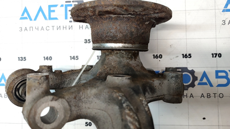Rusty rear right axle with hub for VW Jetta 11-18 USA