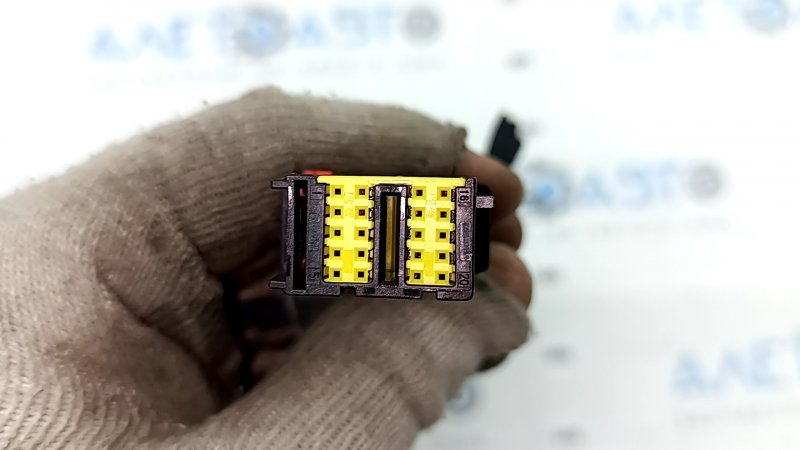 Jeep Grand Cherokee WK2 11-22 SRS Airbag Module Small Chip