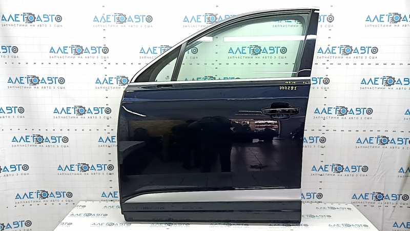 Front left door assembly for Audi Q7 16-19, aluminum, keyless, door closer, blue LC5M