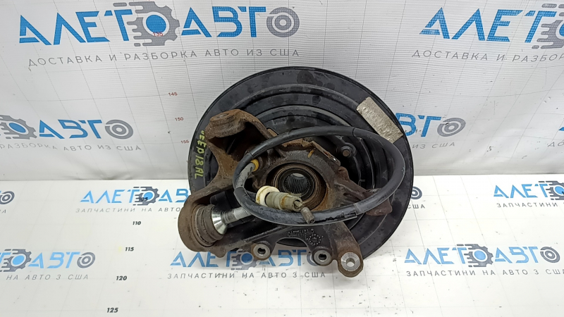 Rear left axle with hub for Jeep Grand Cherokee WK2 16-22 with casing and parking brake mechanism, with handbrake cable, rusty