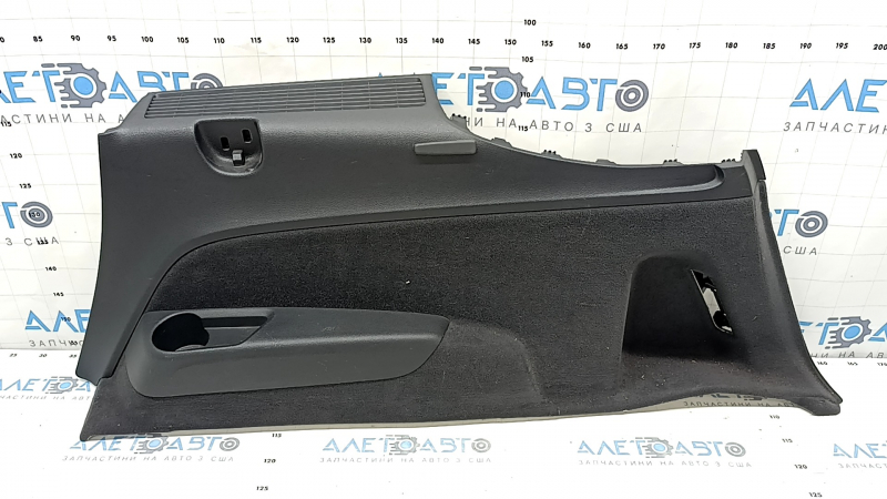 Right arch trim for Audi Q7 16-25 for air suspension, black, scratches, broken guide, dented