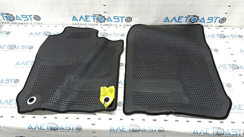 Set of mats for Toyota Avalon 13-18, black cloth, peeling, cracked, needs cleaning