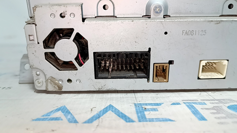Suzuki Kizashi Radio Tape Player 10-15 Scratches