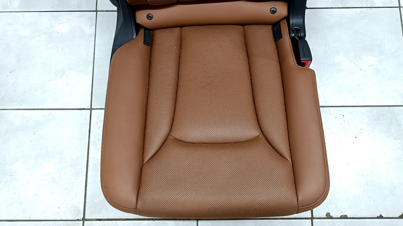 Rear seats, 2nd row, right, Audi Q7 16-19, brown leather with perforation, heated, dents