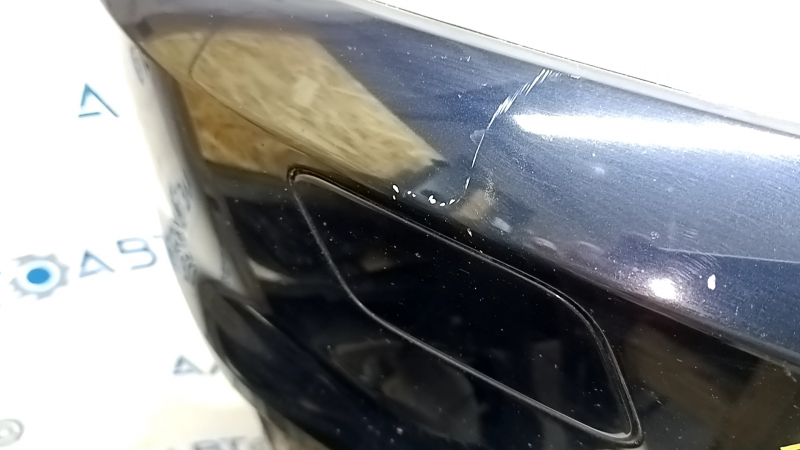 Bare front bumper for Audi Q7 16-19 with 4 parking sensors, blue LC5M, scratches, broken fasteners