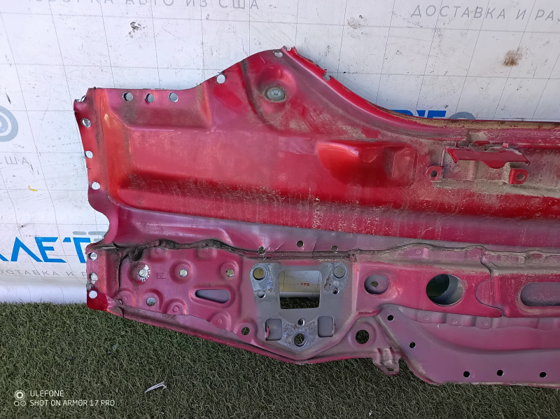 Rear panel Toyota Prius 30 10-15 on the body, red