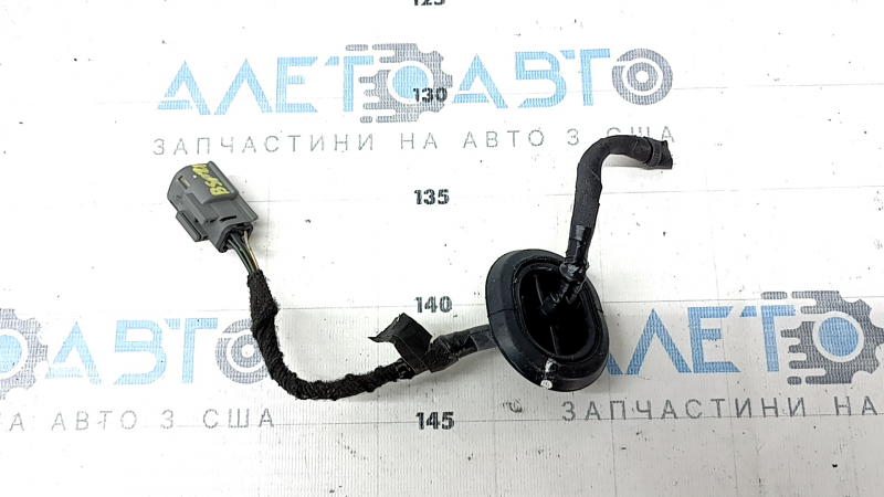 Left headlight connector for the 2021-2025 Ford Bronco Sport