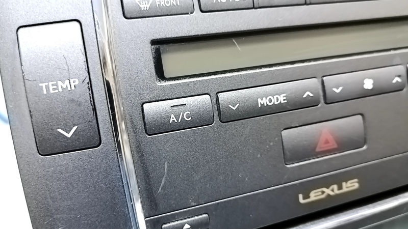 Tape recorder, monitor, CD changer, radio, Lexus ES350 08-11 panel scratches, cracked fasteners