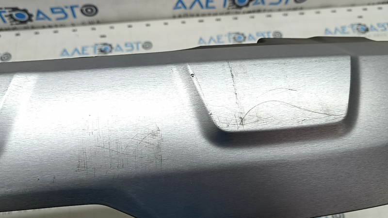 BMW X5 G05 19-24 X-Line rear bumper lip trim, scratches, dents, broken fasteners