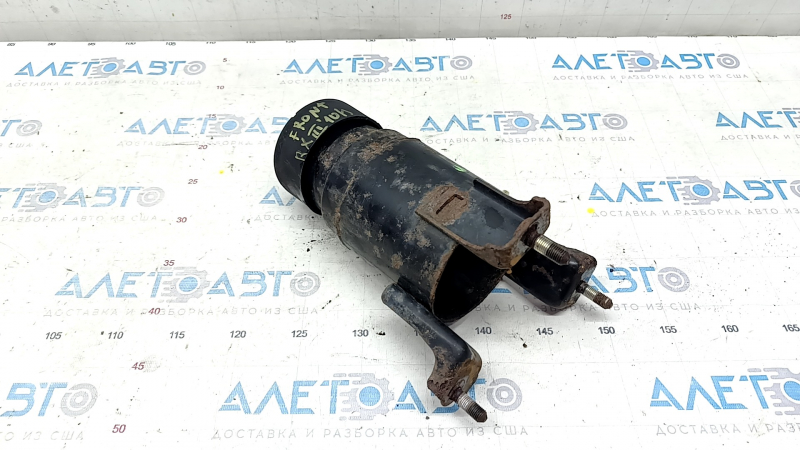 Lexus RX450h 10-15 front engine mount rusty