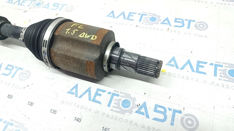 The front left half shaft of a Nissan Rogue 21-24 1.5T AWD has a stripped thread.