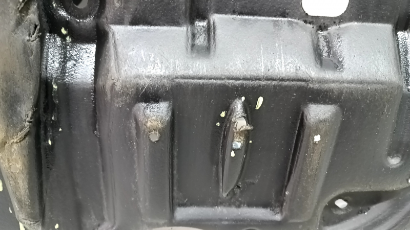 Right engine guard for Toyota Avalon 13-15 pre-restyling, dented, with tears