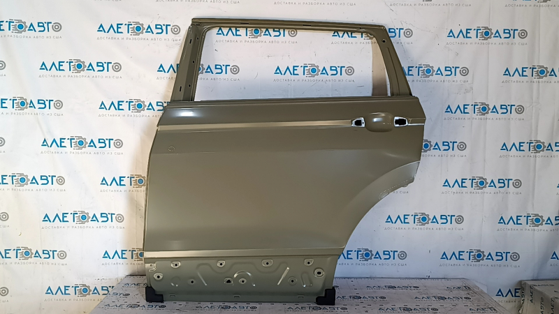 The door is bare, rear left, VW Tiguan 18-24, butt, dented sunset