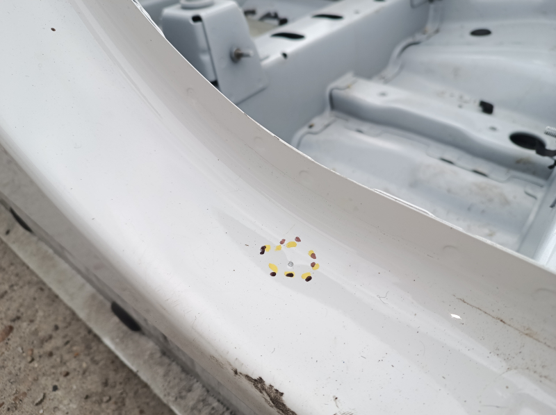 The central right body pillar of the BMW X3 G01 18 is sawn off, butt