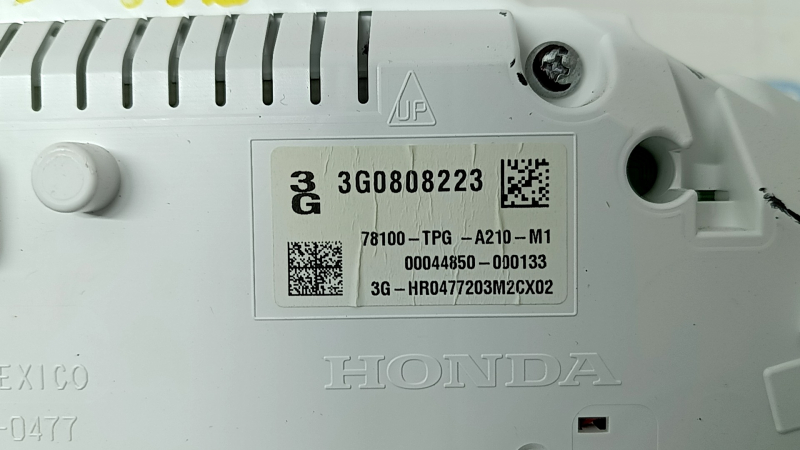 Honda CRV 2020 hybrid EX-L, Touring instrument cluster, scratches, crack in glass, cracks in mountings