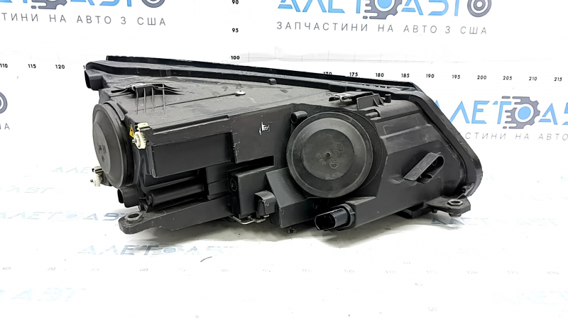 Left front headlight for VW Tiguan 12-17, complete with restyling xenon and LED, scratched