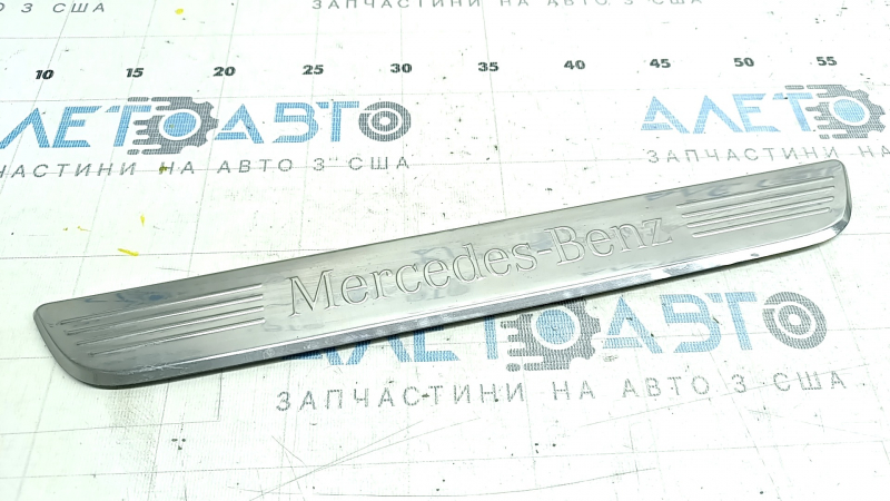Front left outer door sill trim for Mercedes W213 E 300/350 17-23 chrome, scratches, dents
