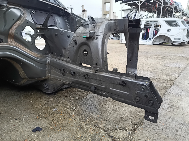 Front left quarter panel of BMW X3 F25 11-17 with eyelash, on the body, graphite