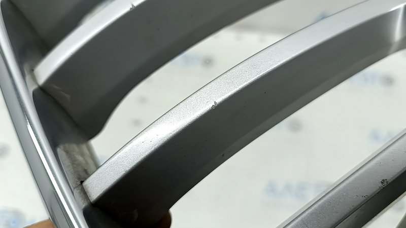 Right radiator grill BMW X3 F25 15-17 nostril, chrome, sand, scratches