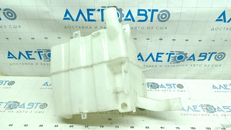 Infiniti Q50 14-24 windshield washer reservoir without motor and sensor, without neck, fracture, hole