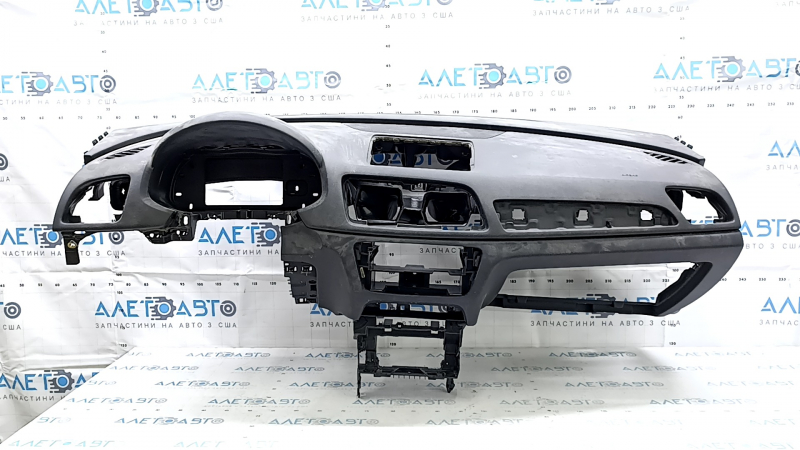 Audi Q3 8U 15-18 black dashboard with airbag, dry-cleanable