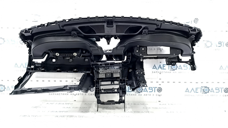 Audi Q3 8U 15-18 black dashboard with airbag, dry-cleanable