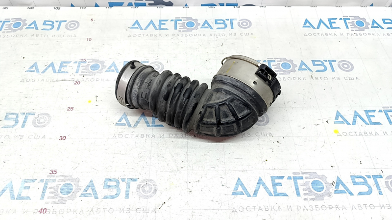 Air duct from filter left Infiniti Q50 16-20 3.0T