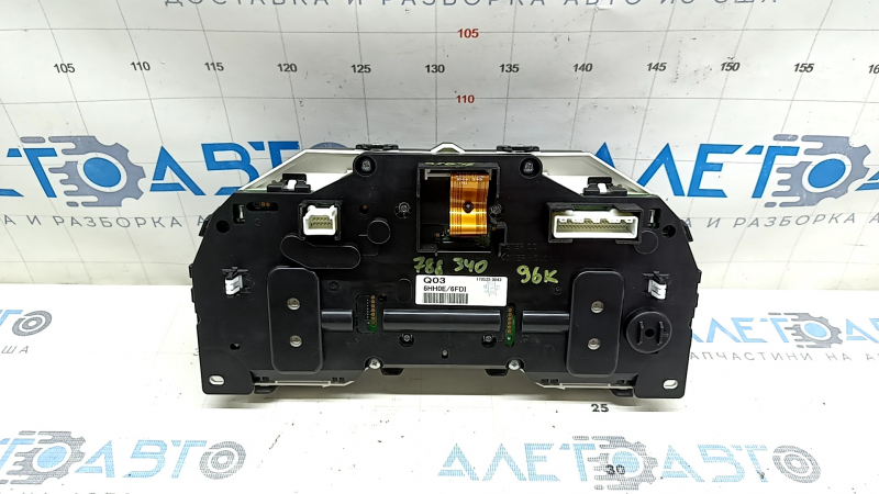 Infiniti Q50 18-20 3.0T 96k instrument cluster, scratches