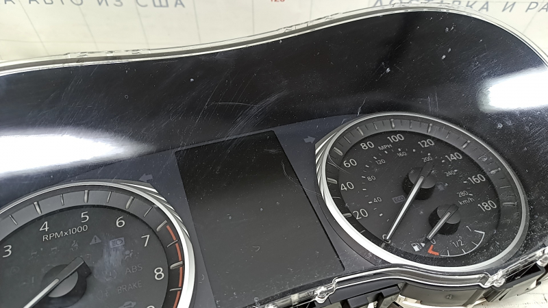 Infiniti Q50 18-20 3.0T 96k instrument cluster, scratches