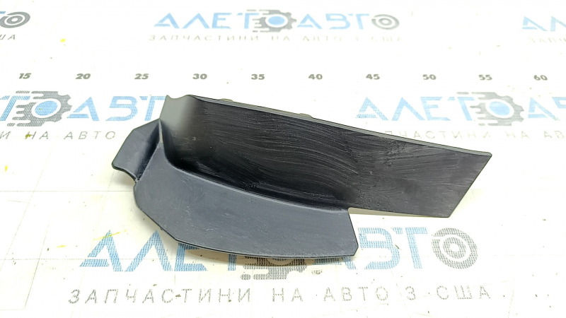 Left Infiniti Q50 18-20 outer fender light cover broken mount