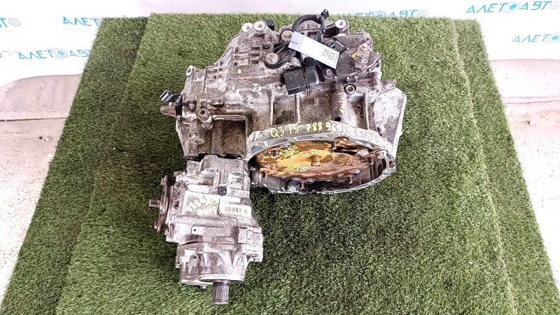 Automatic transmission assembly for an Audi Q3 8U 16-18 AWD QNU 75kW, with gearbox, wedge, chips on the gearbox, for spare parts