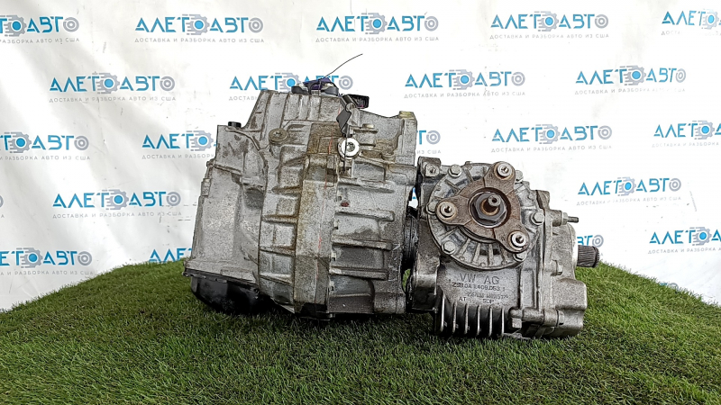 Automatic transmission assembly for an Audi Q3 8U 16-18 AWD QNU 75kW, with gearbox, wedge, chips on the gearbox, for spare parts