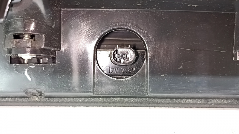 Audi Q7 4L 10-15 trunk lid spoiler with brake light