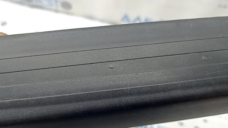 Rear left outer door sill trim for Audi Q7 4L 10-15, black, scratches, nicks, broken guides