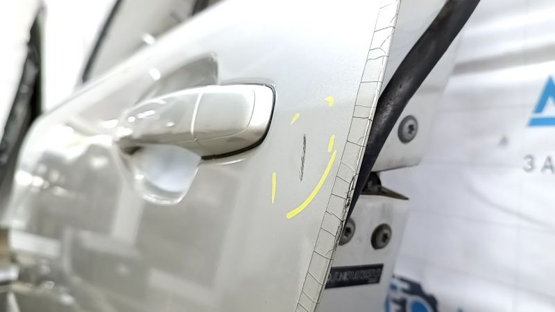Rear left door assembly for Lexus RX400h 04-09 hybrid, silver 1C0, butt