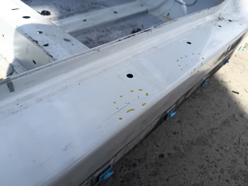 Front right quarter panel of Hyundai Sonata 11-15, white, on the body, bumps