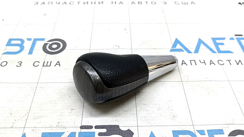 Toyota Camry V50 12-14 USA gear knob, rubber, gray insert, scratches on the cover