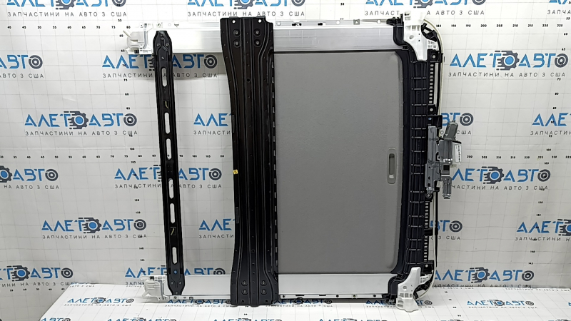 Toyota Camry v40 sunroof assembly with gray curtain