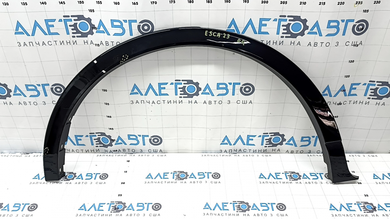 Ford Escape MK4 2023-2024 rear right fender arch trim, black, scratches